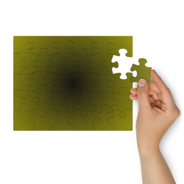 Jigsaw puzzle with tin - Image 4
